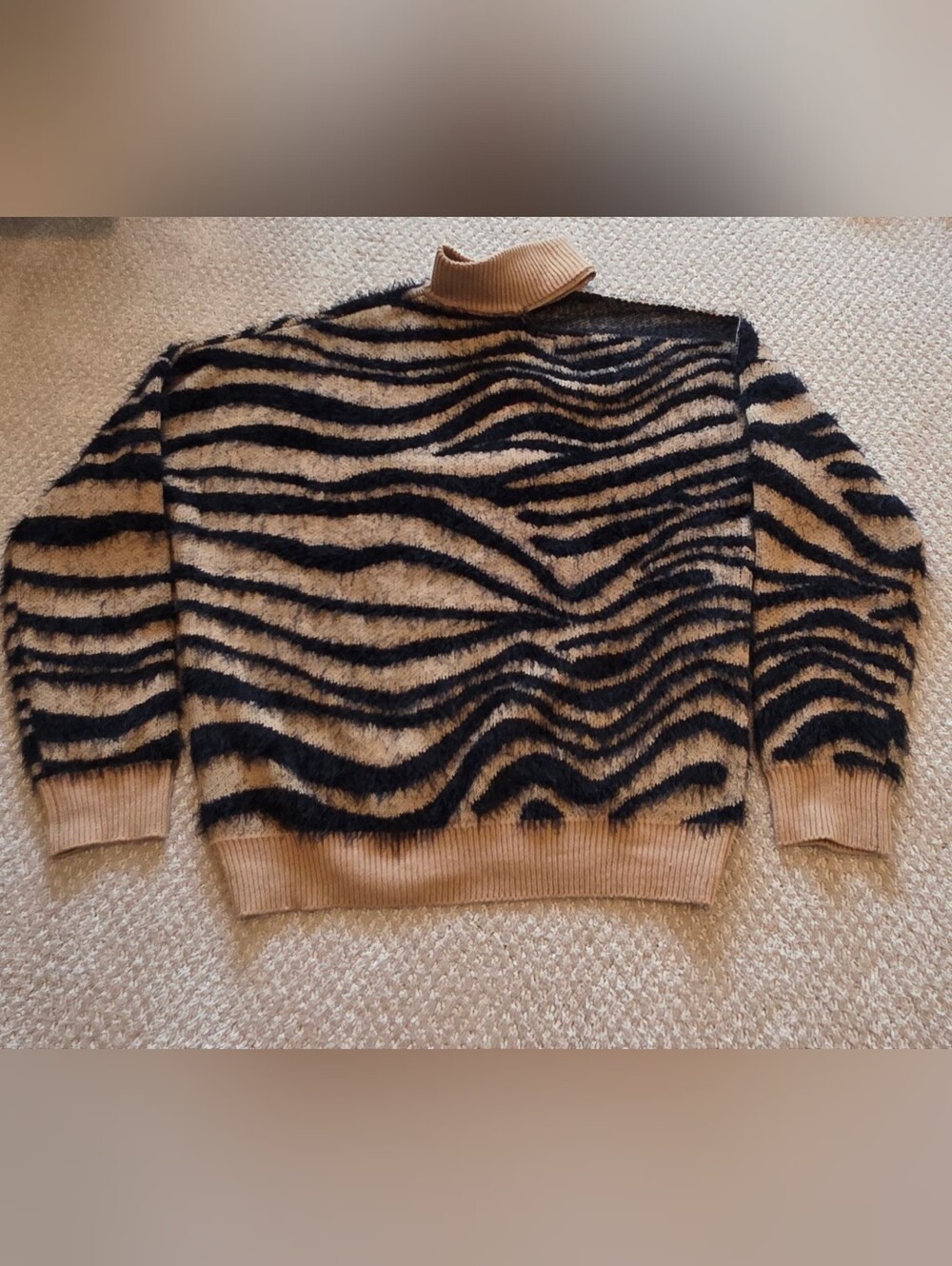 VENUS Black and Beige Zebra-Print Turtleneck Sweater
